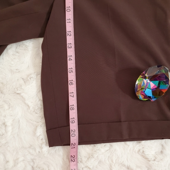 KENNETH COLE REACTION brown cuffed dressy Shorts Sz. 8 - Picture 8 of 9